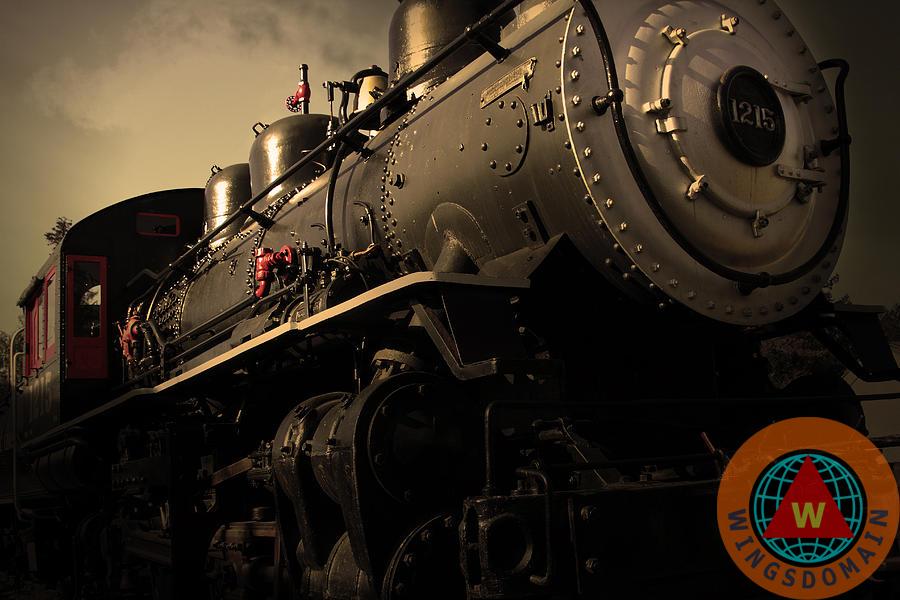 sepia, gold, golden, black and white, b+w, transportation, transportations, locomotive, locomotives, old locomotive, old locomotives, steam engine, steam engines, old steam engine, old steam engines, train, trains, old train, old trains, steam locomotive, steam locomotives, old steam locomotive, old steam locomotives, engine 1215, steam locomotive 1215, railroad, railroads, old railroad, old railroads, southern pacific, steampunk, steam punk, san jose, california, ca, nostalgia, nostalgic, americana, wing tong, wingsdomain